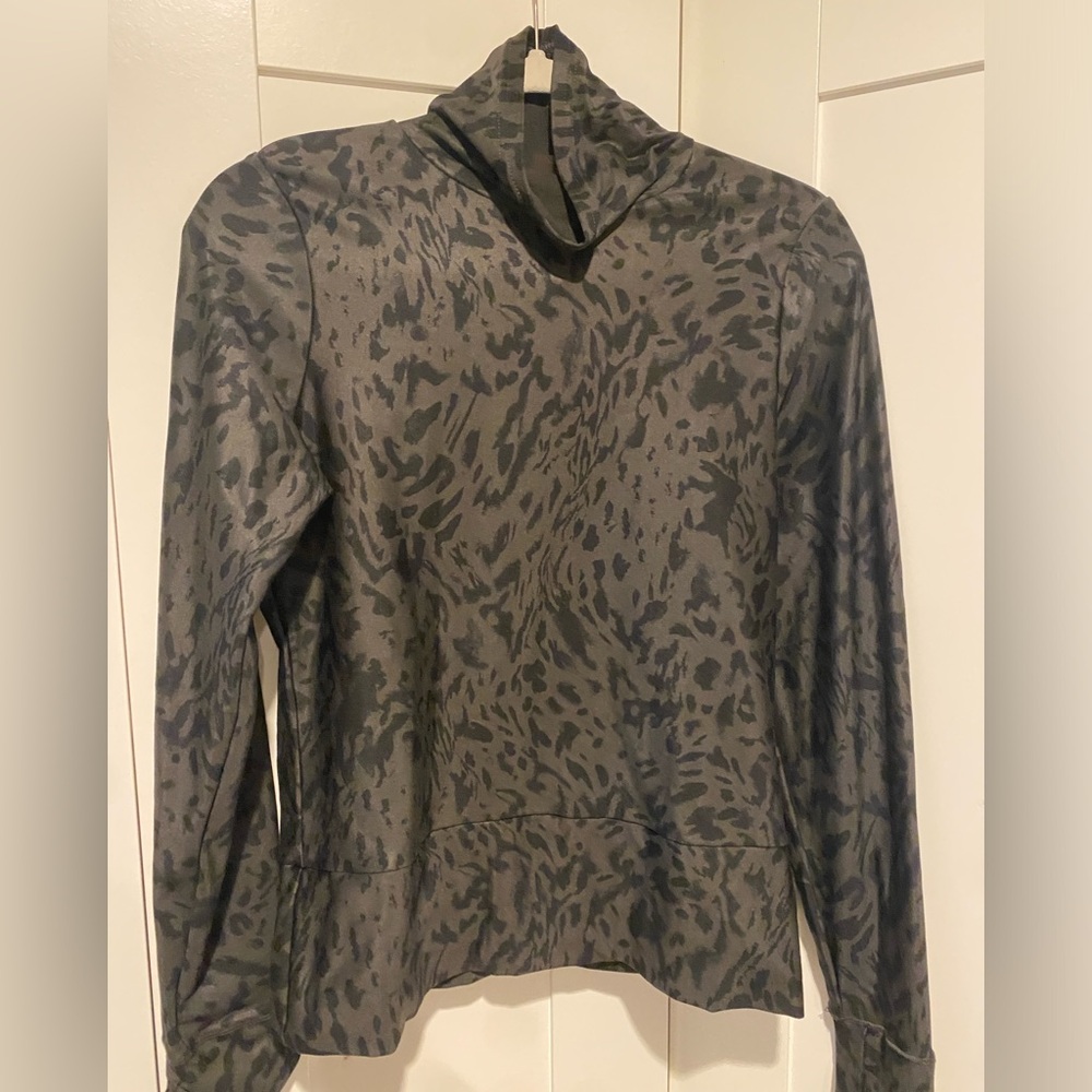 Calia leopard print workout top
